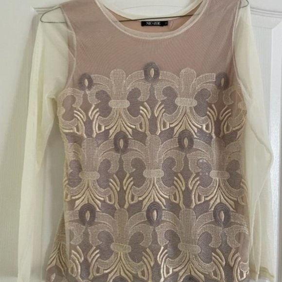 Long sleeve lace top - Picture 1 of 3